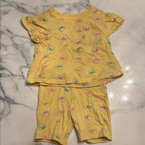 Baby GAP Disney’s Minnie Mouse Yellow Shirt and Shorts Set